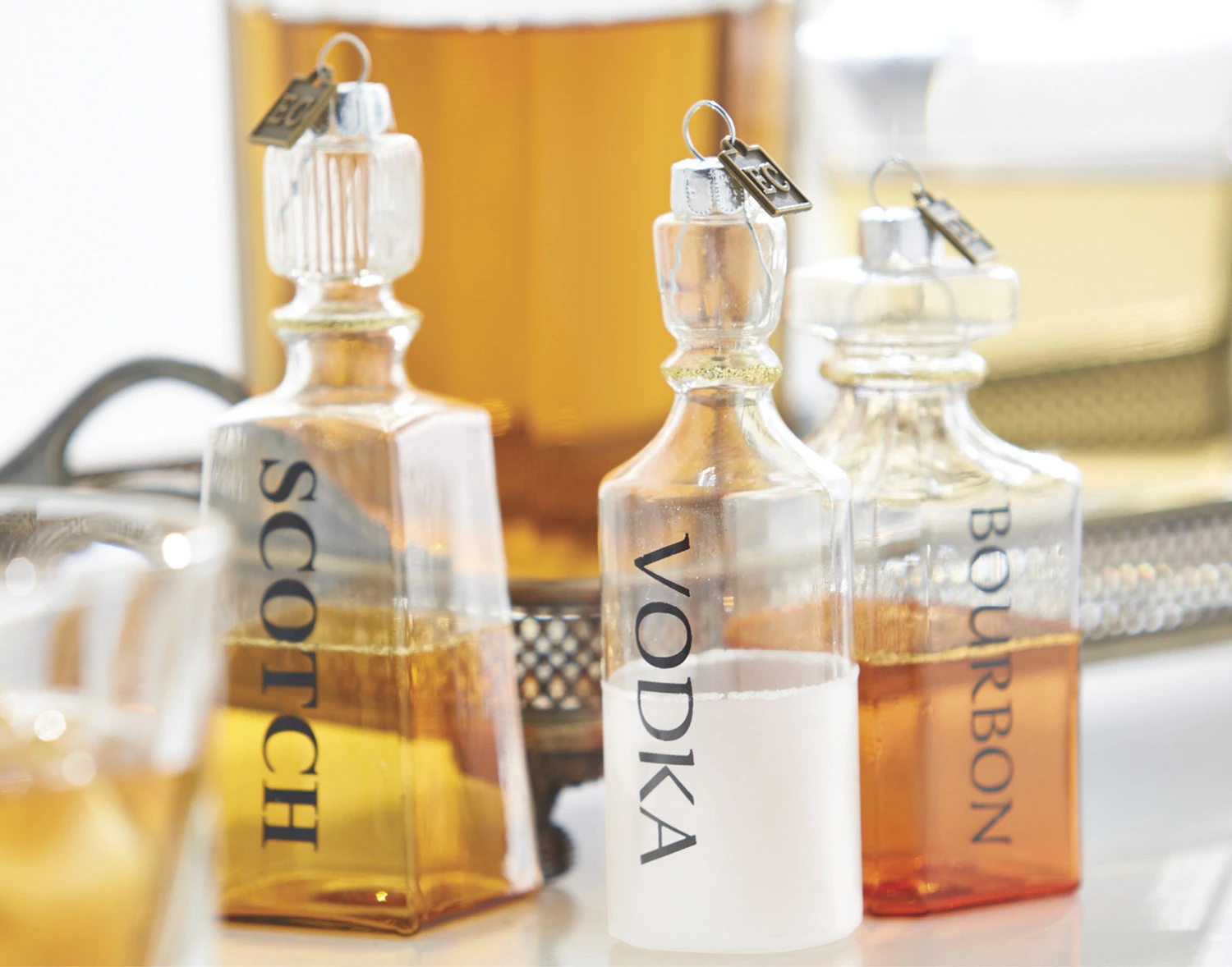 RazEric Cortina 4.75" Mid-Century Modern Decanter Glass Christmas Ornament 3953030 3 RazEric Cortina 4.75" Mid-Century Modern Decanter Glass Christmas Ornament 3953030